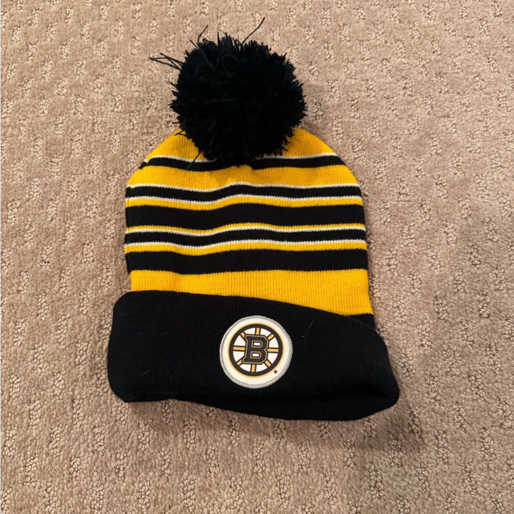 Bruins beanie